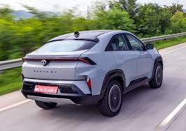 Tata curve back